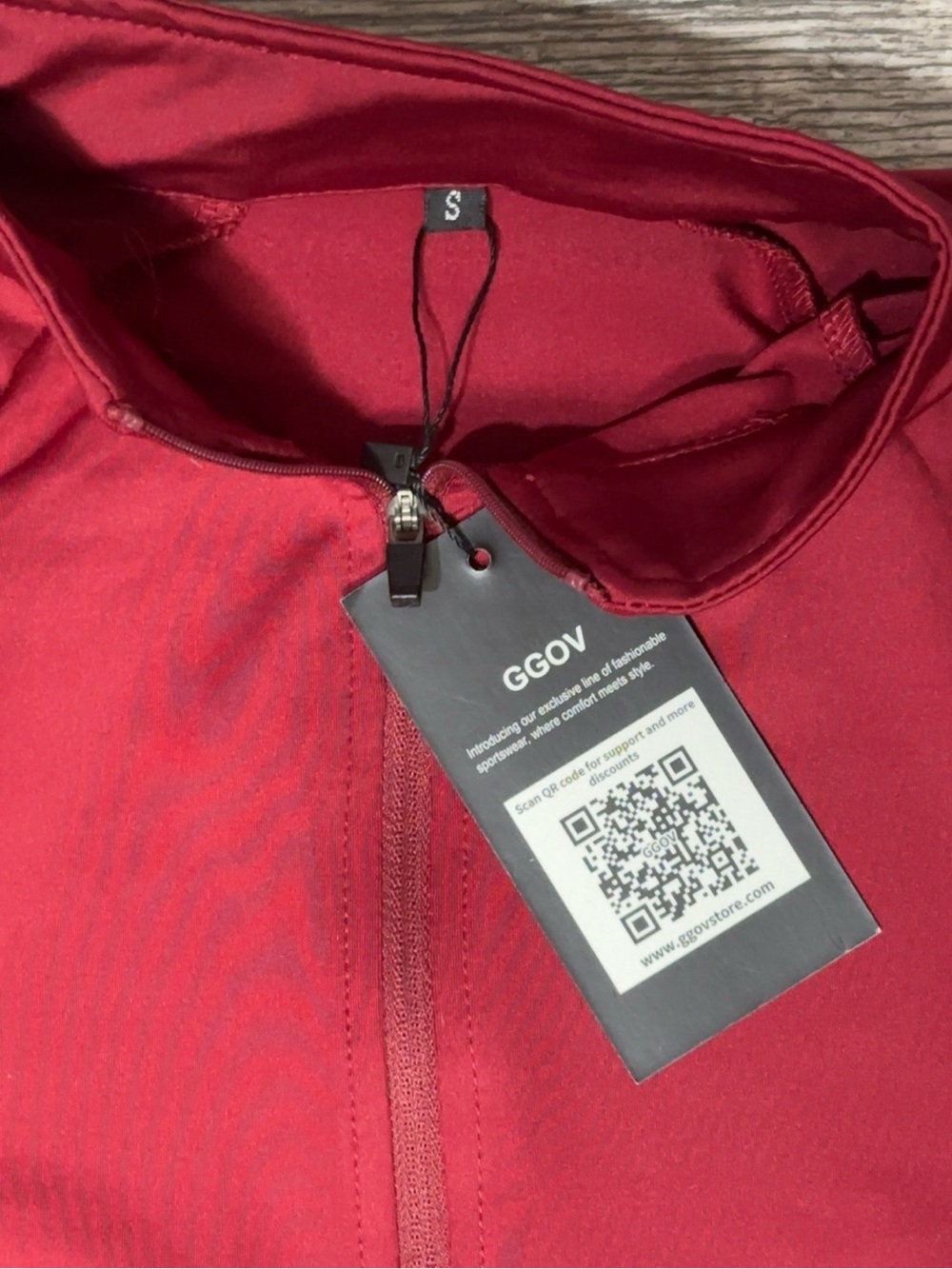 GGOV Women’s Burgundy Quarter Zip Long Sleeve Activewear Top Size Small - Picture 4 of 6